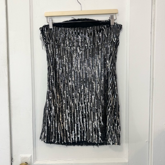 Silence + Noise Womens Black & Silver Sequins Fringe Strapless Mini Dress,Size L - Picture 4 of 14
